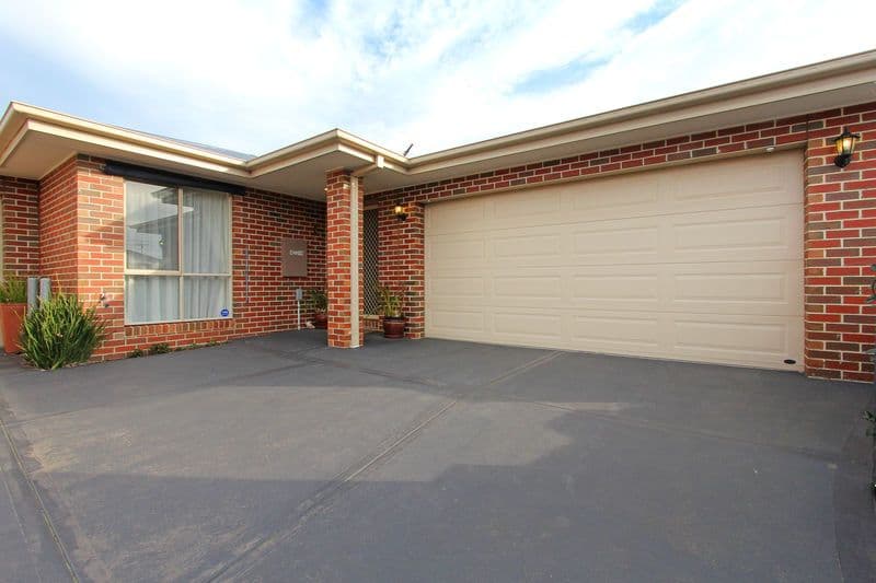 10 Mt Arthur Avenue, ROSEBUD VIC 3939, Rosebud - Thumbnail 2