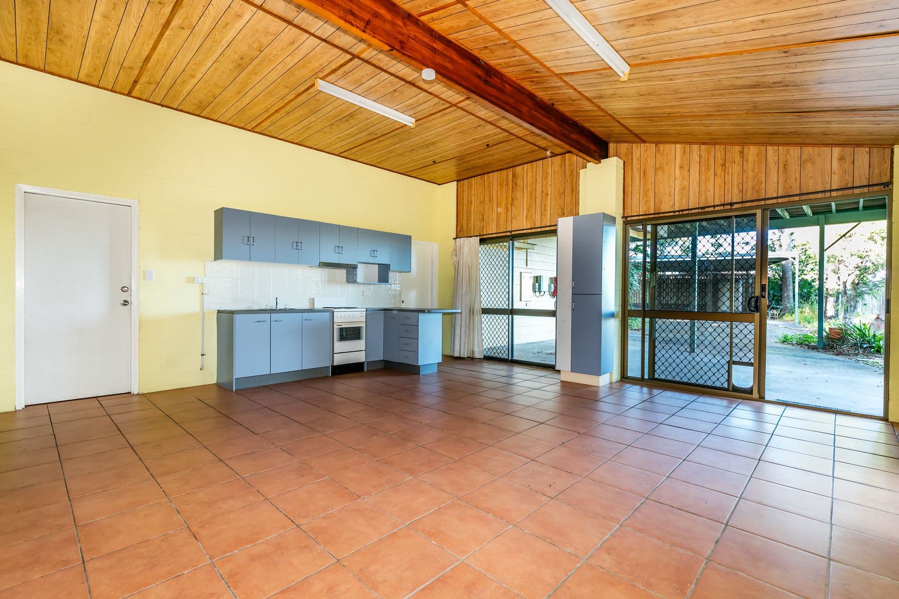 6 Tecoma Street, Kingston QLD 4114, Kingston - Thumbnail 7