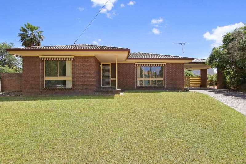 401 Elton Court, Lavington - Image 1