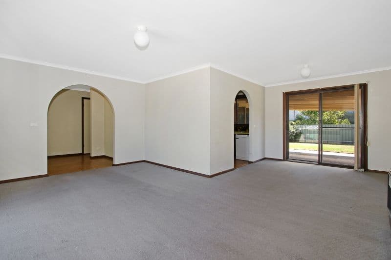 401 Elton Court, Lavington - Thumbnail 7