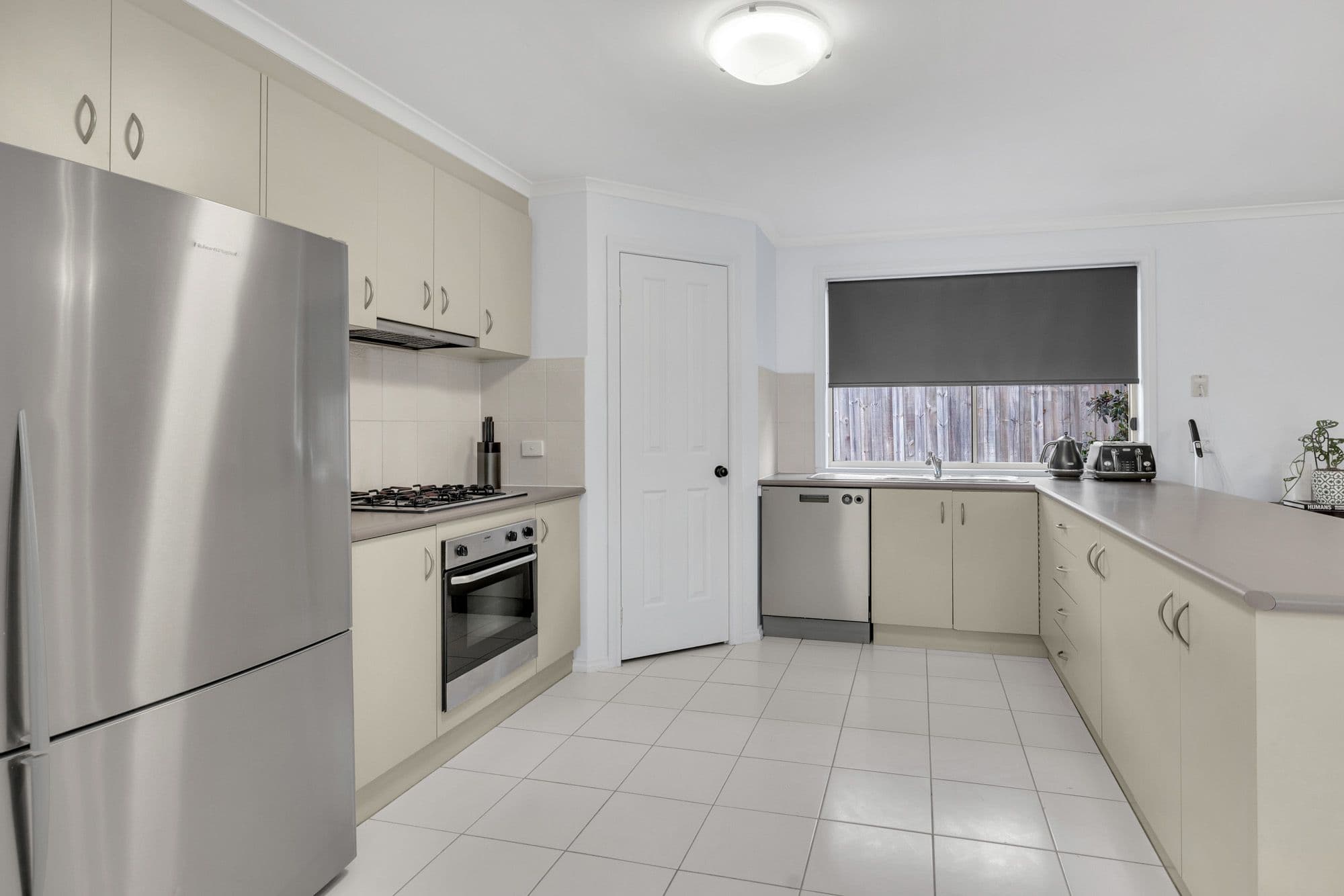 2 Koombahla Court, Werribee VIC 3030, Werribee - Thumbnail 4