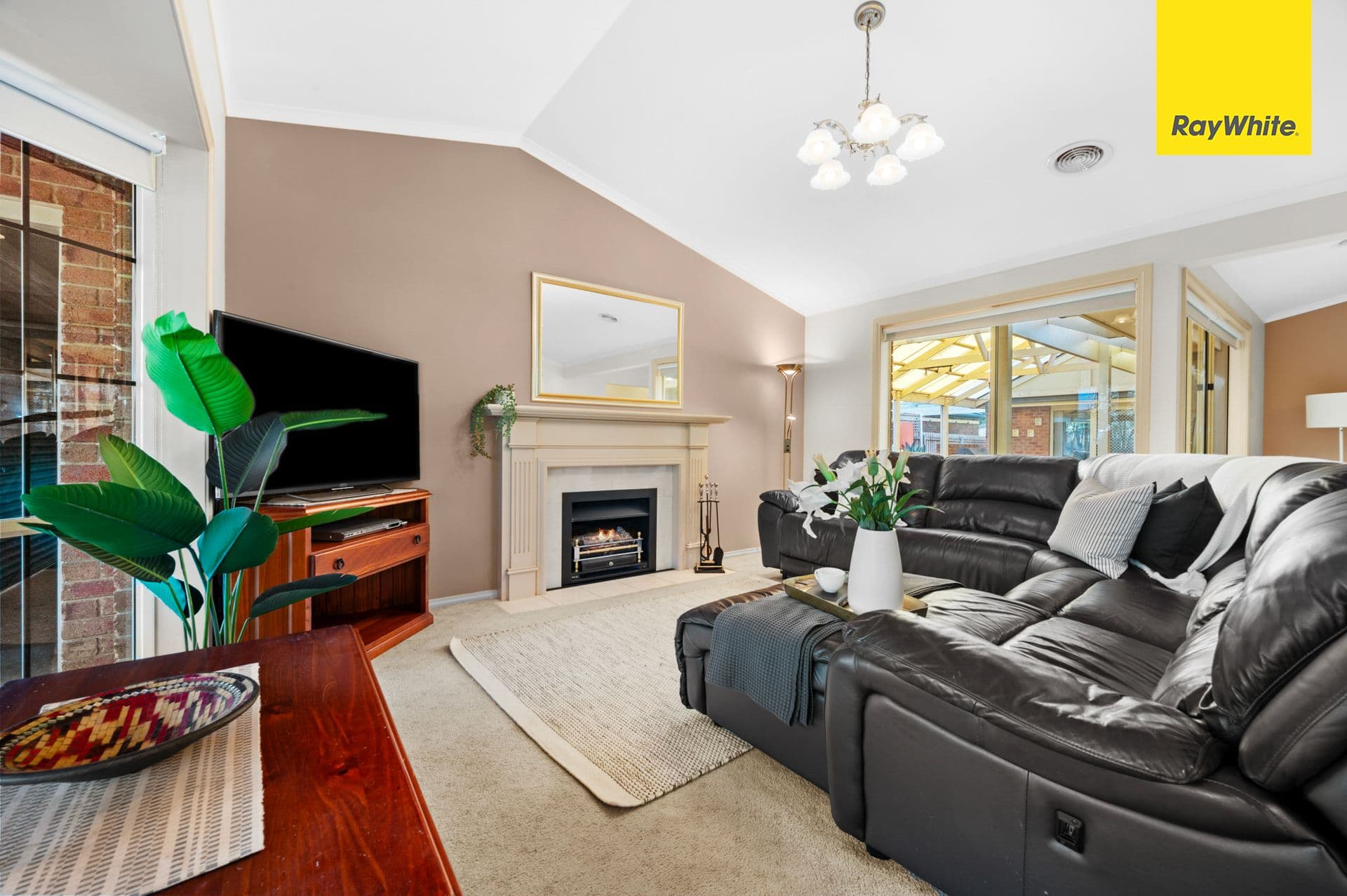 11 Parkway, Melton West VIC 3337, Melton West - Thumbnail 3