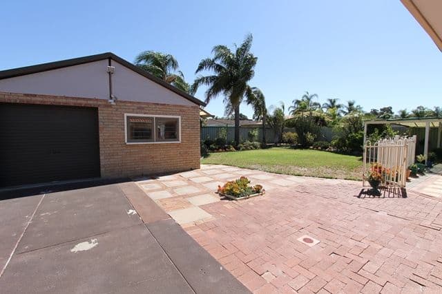 41 Kingfisher Avenue, Ballajura WA 6066, Ballajura - Thumbnail 5