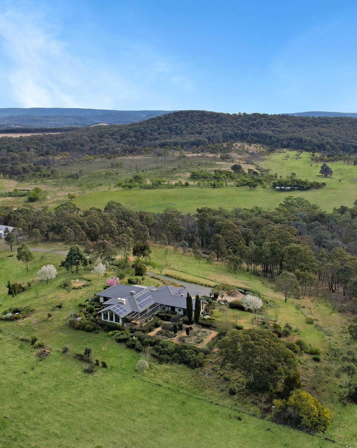 Brayton, Brayton - Image 1