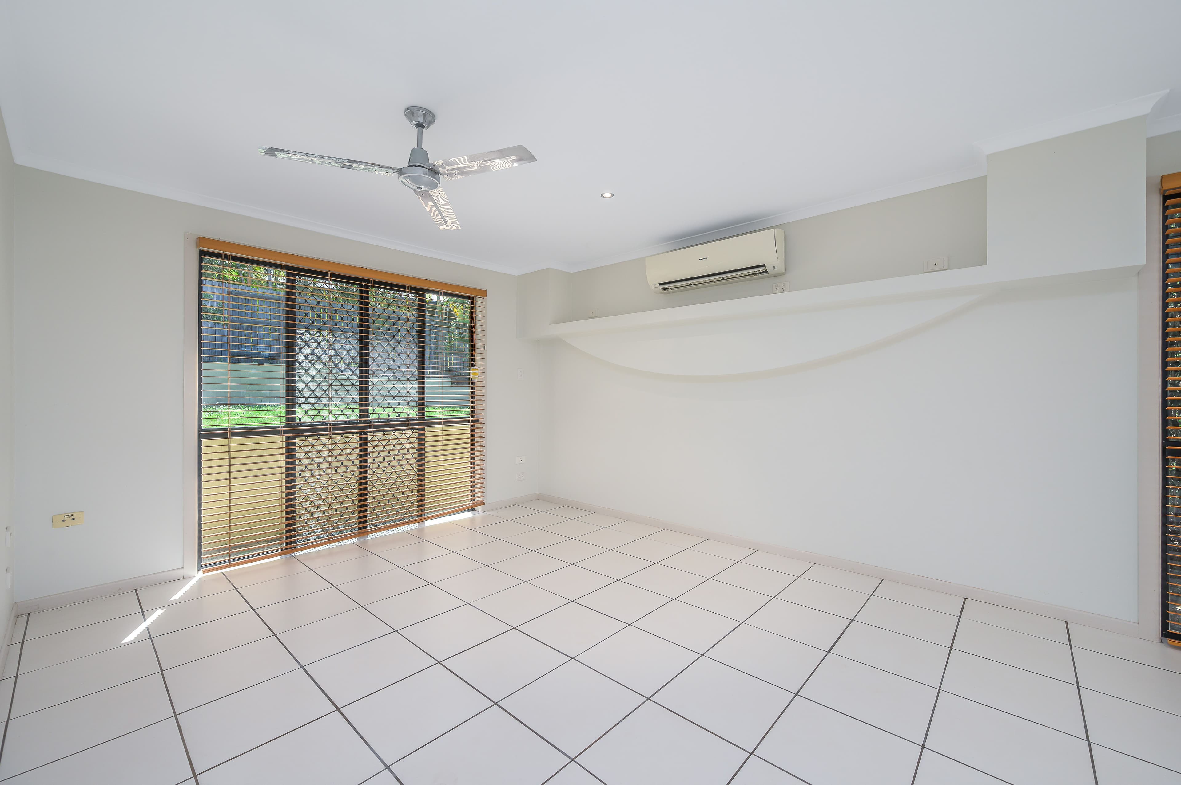 12 Leonie Court, New Auckland QLD 4680, New Auckland - Thumbnail 8