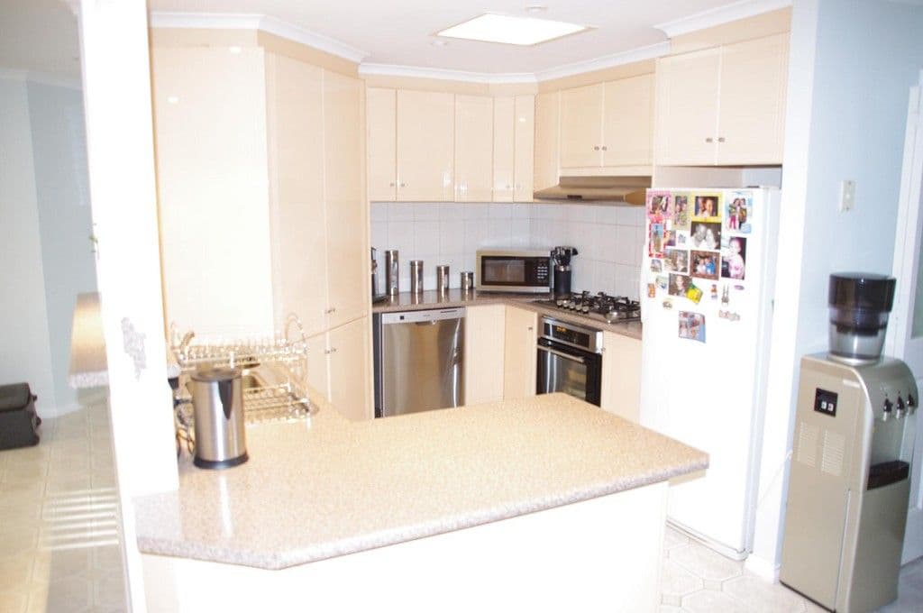 17 Catherine Drive, SYDENHAM VIC 3037, Sydenham - Thumbnail 2