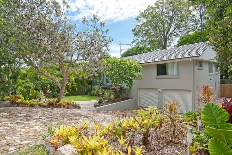 32 Donna Avenue, ROCHEDALE SOUTH QLD 4123, Rochedale South - Thumbnail 2