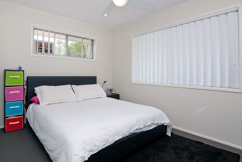 32 Donna Avenue, ROCHEDALE SOUTH QLD 4123, Rochedale South - Thumbnail 3