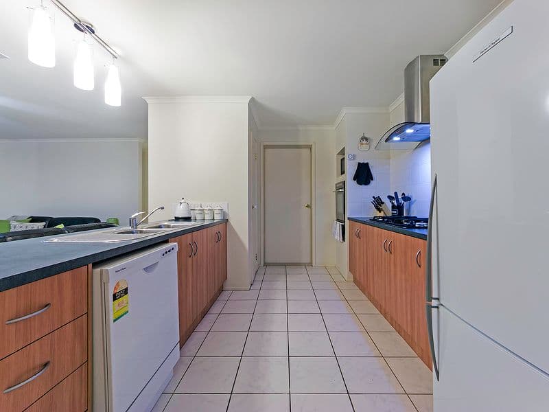 8 Prospero Way, Truganina VIC 3029, Truganina - Thumbnail 3