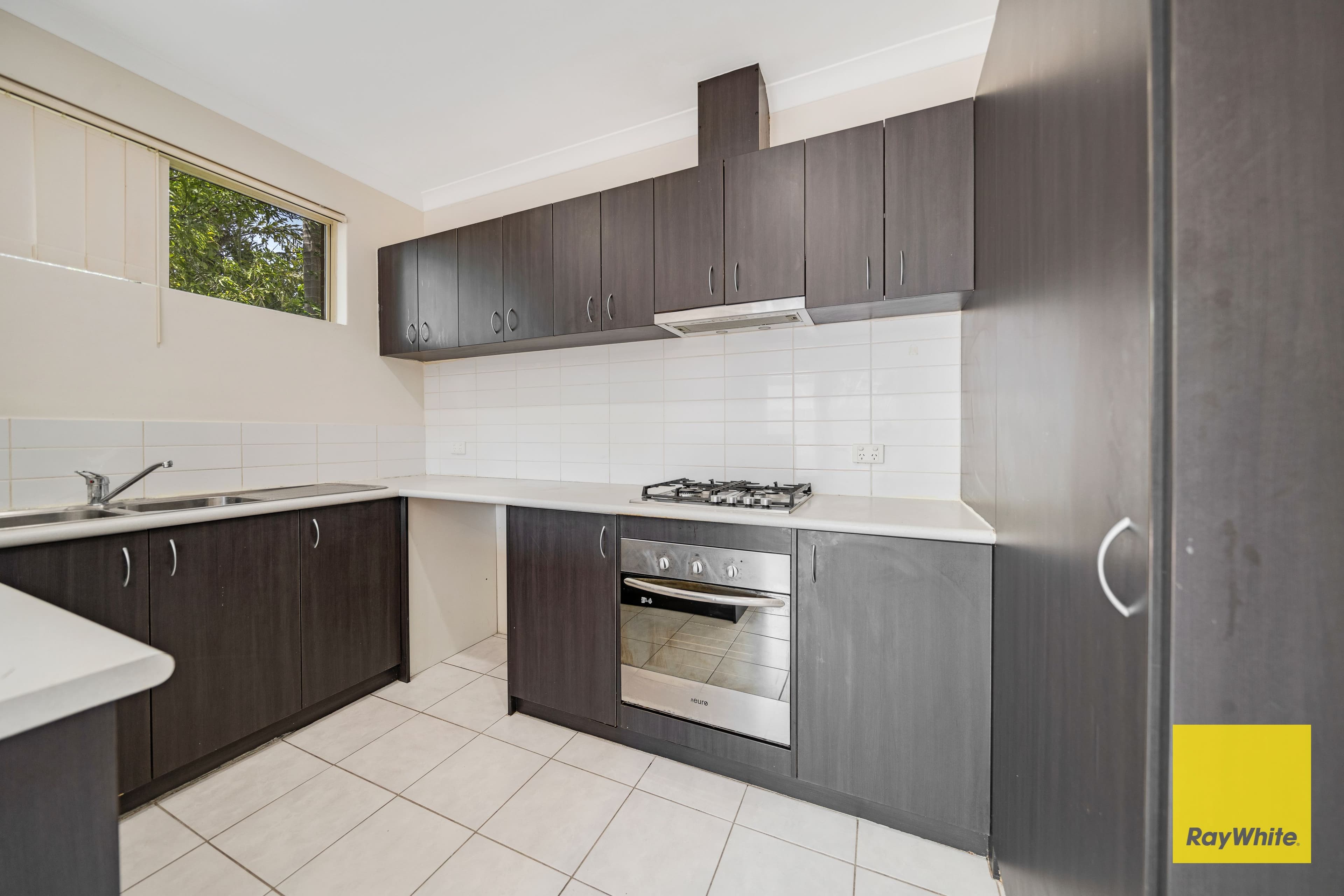 34C Tetworth Crescent, Nollamara WA 6061, Nollamara - Thumbnail 2