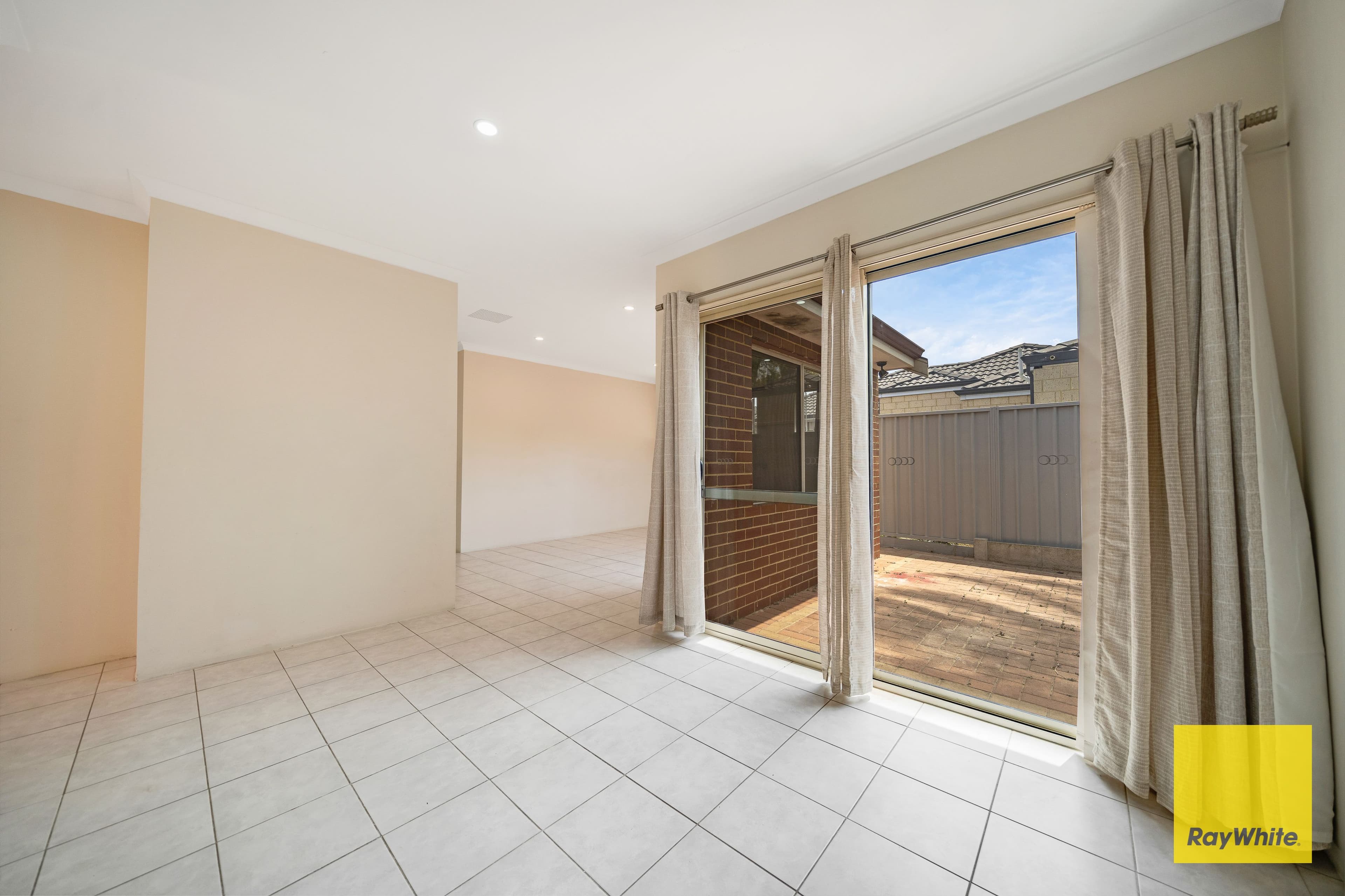 34C Tetworth Crescent, Nollamara WA 6061, Nollamara - Thumbnail 4