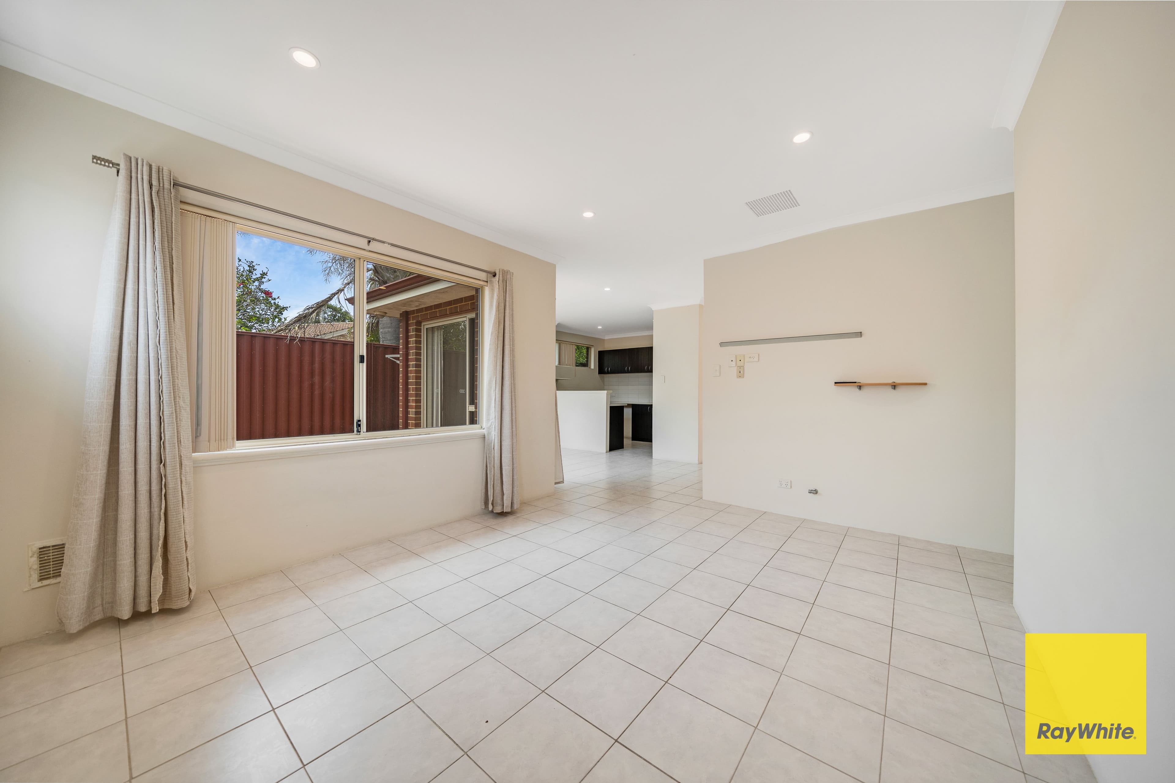 34C Tetworth Crescent, Nollamara WA 6061, Nollamara - Thumbnail 5