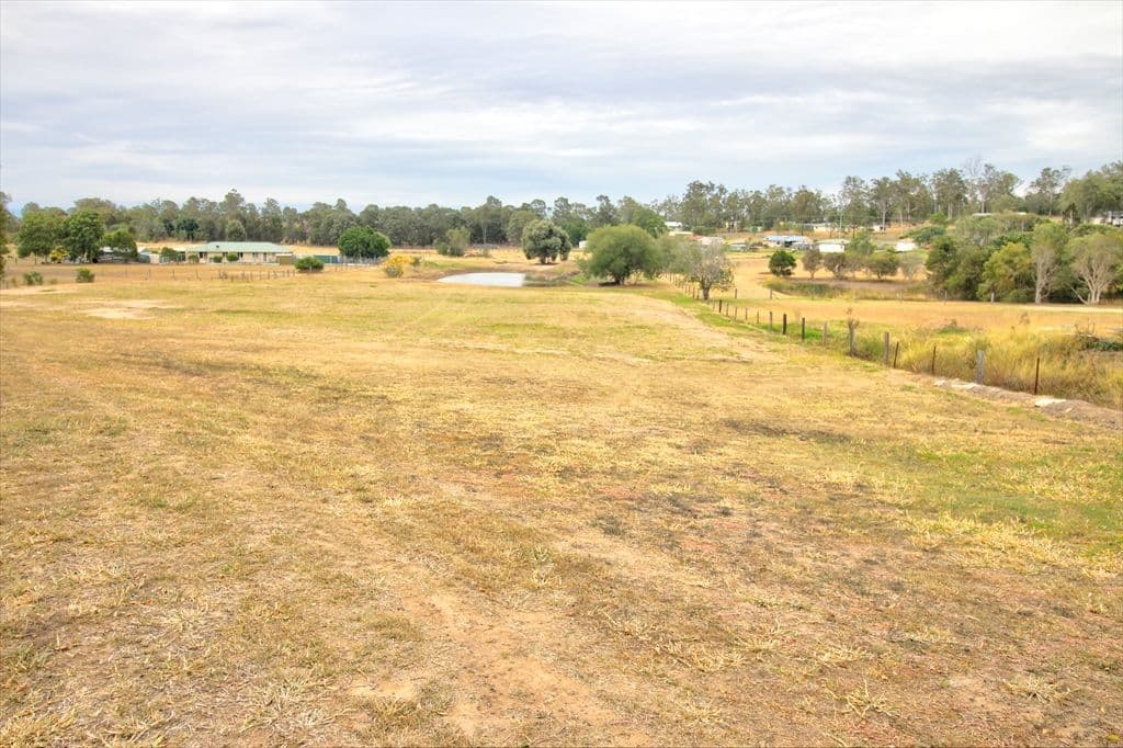 23 Carol Anne Court, Regency Downs QLD 4341, Regency Downs - Thumbnail 3