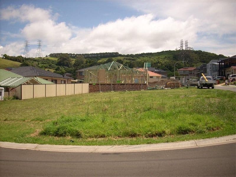 12 Cherry Bush Circuit, BERKELEY NSW 2506, Berkeley - Thumbnail 3