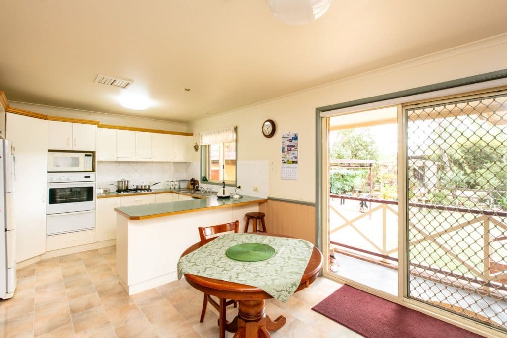 39 Adcock Road, Robinvale VIC 3549, Robinvale - Thumbnail 4