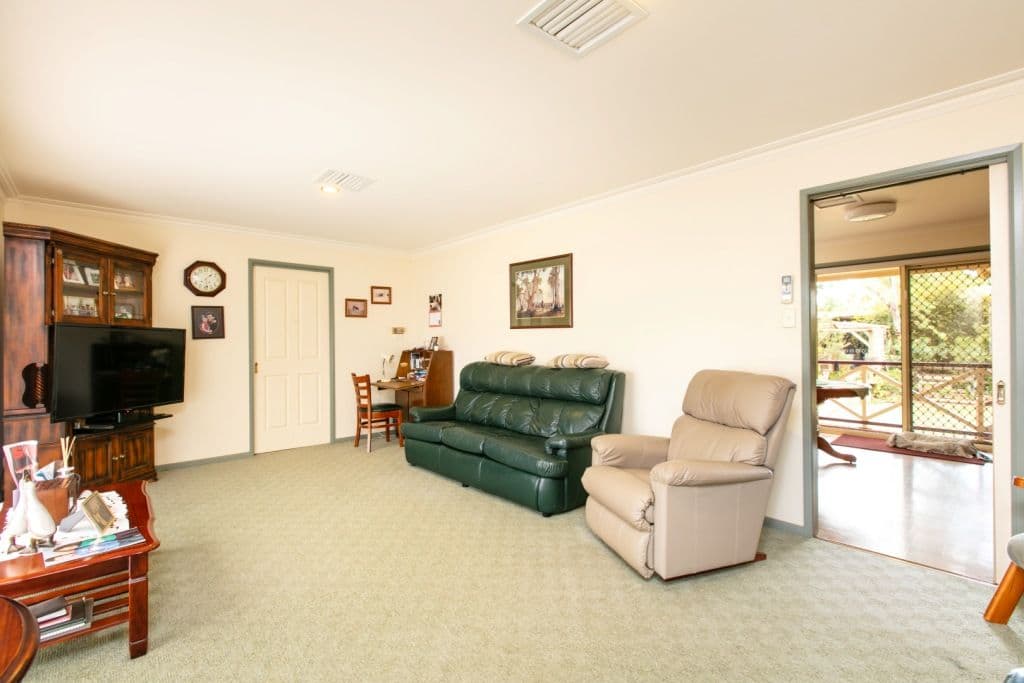 39 Adcock Road, Robinvale VIC 3549, Robinvale - Thumbnail 6
