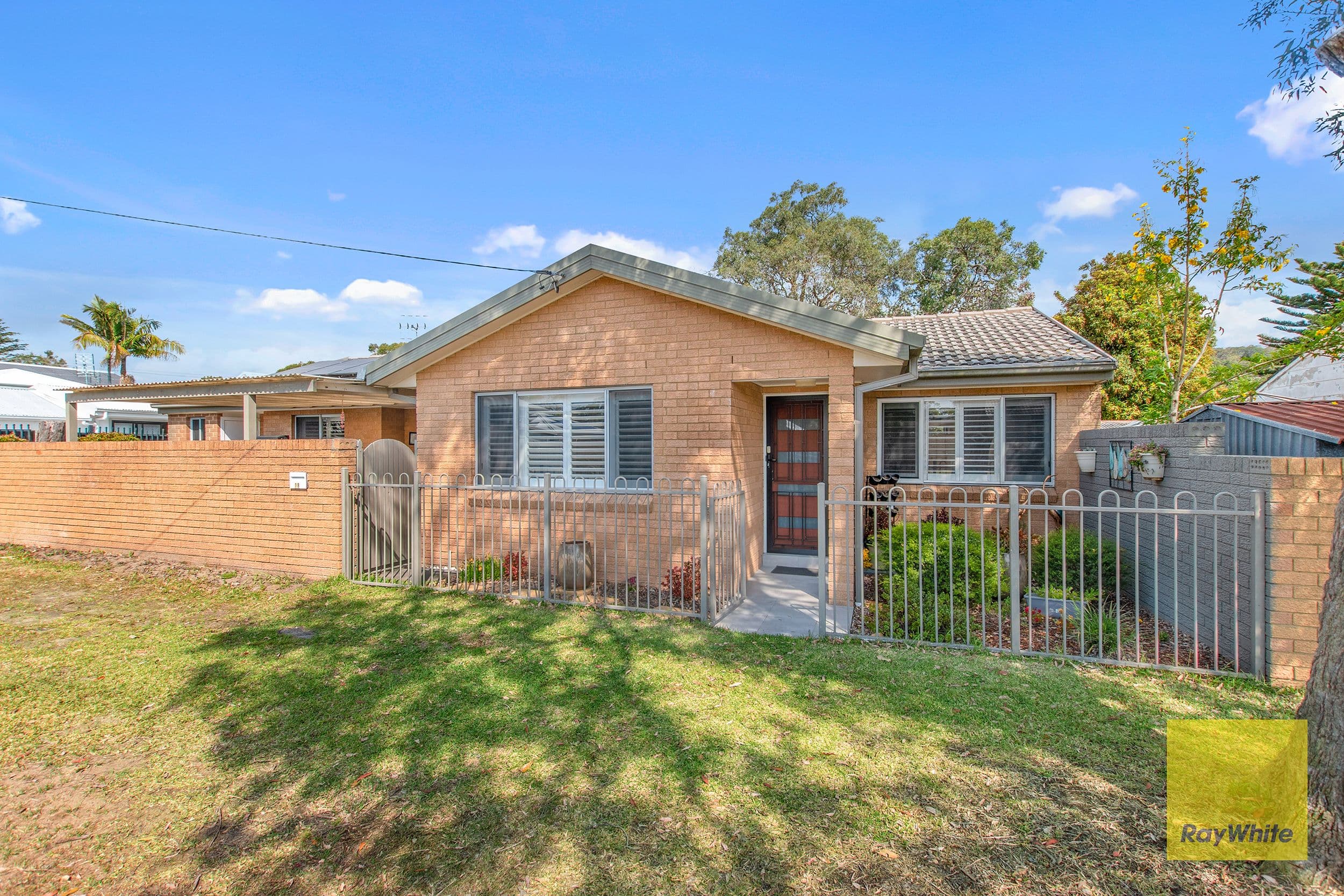18 Bathurst Street, Umina Beach NSW 2257, Umina Beach - Thumbnail 2