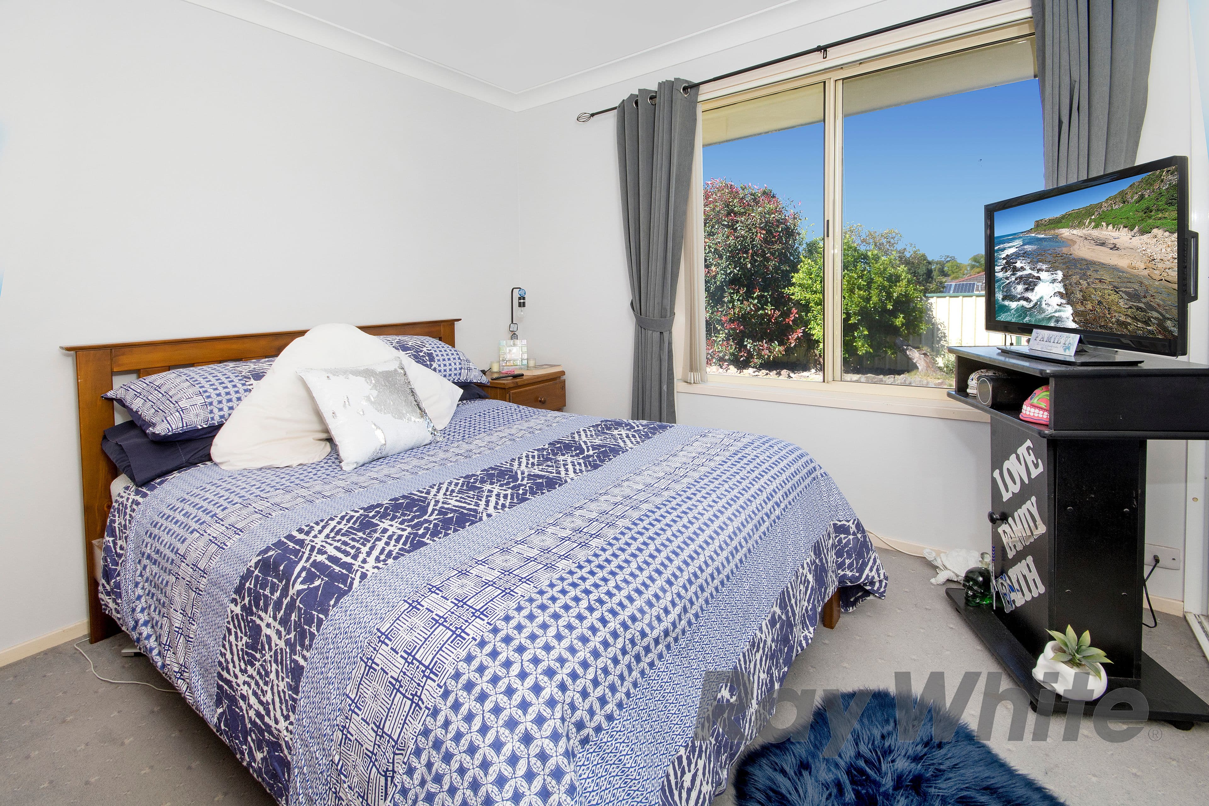 12 Finch Close, Cameron Park - Thumbnail 4