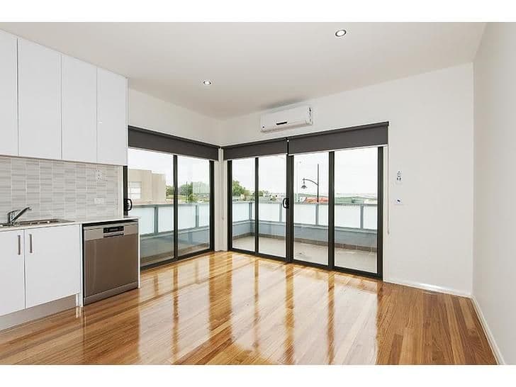 53 Saxony Drive, Epping VIC 3076, Epping - Thumbnail 2