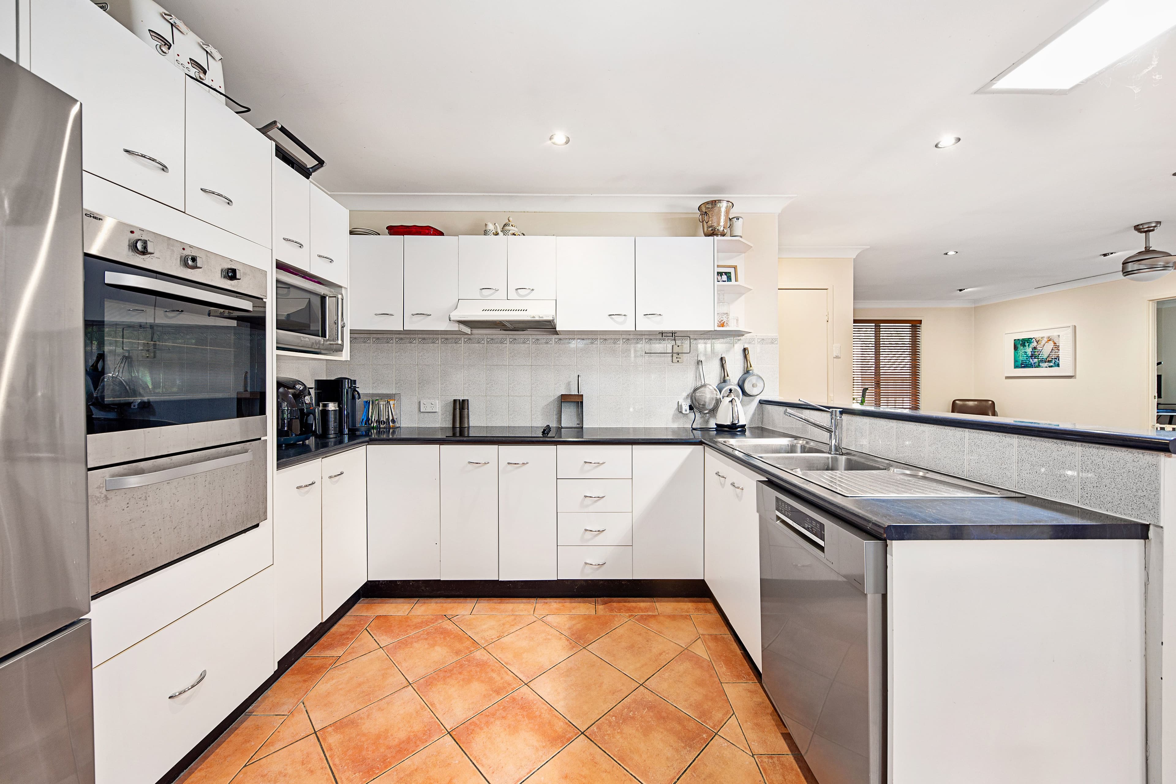 4 Allison Crescent, Menai NSW 2234, Menai - Thumbnail 4