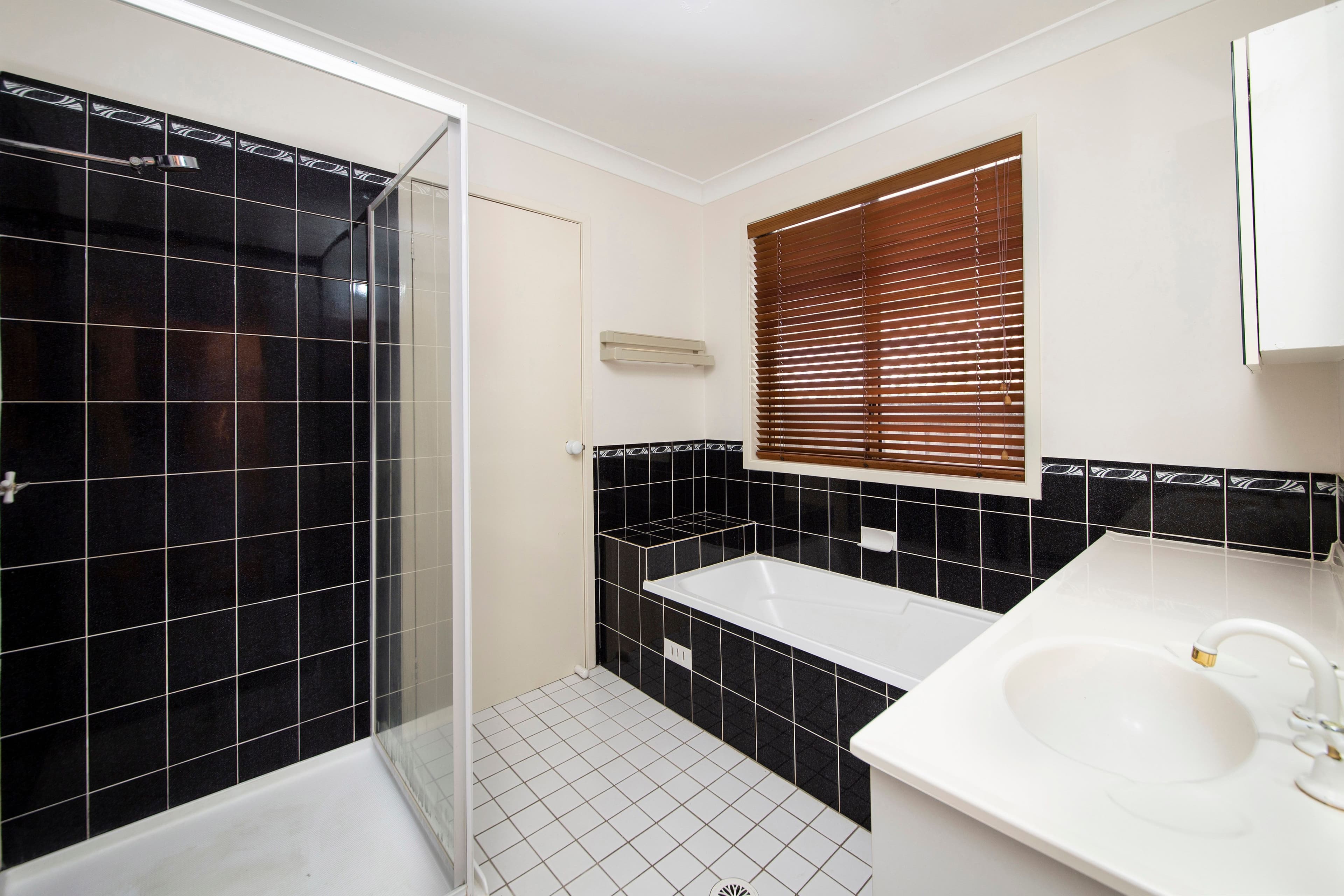 4 Allison Crescent, Menai NSW 2234, Menai - Thumbnail 5