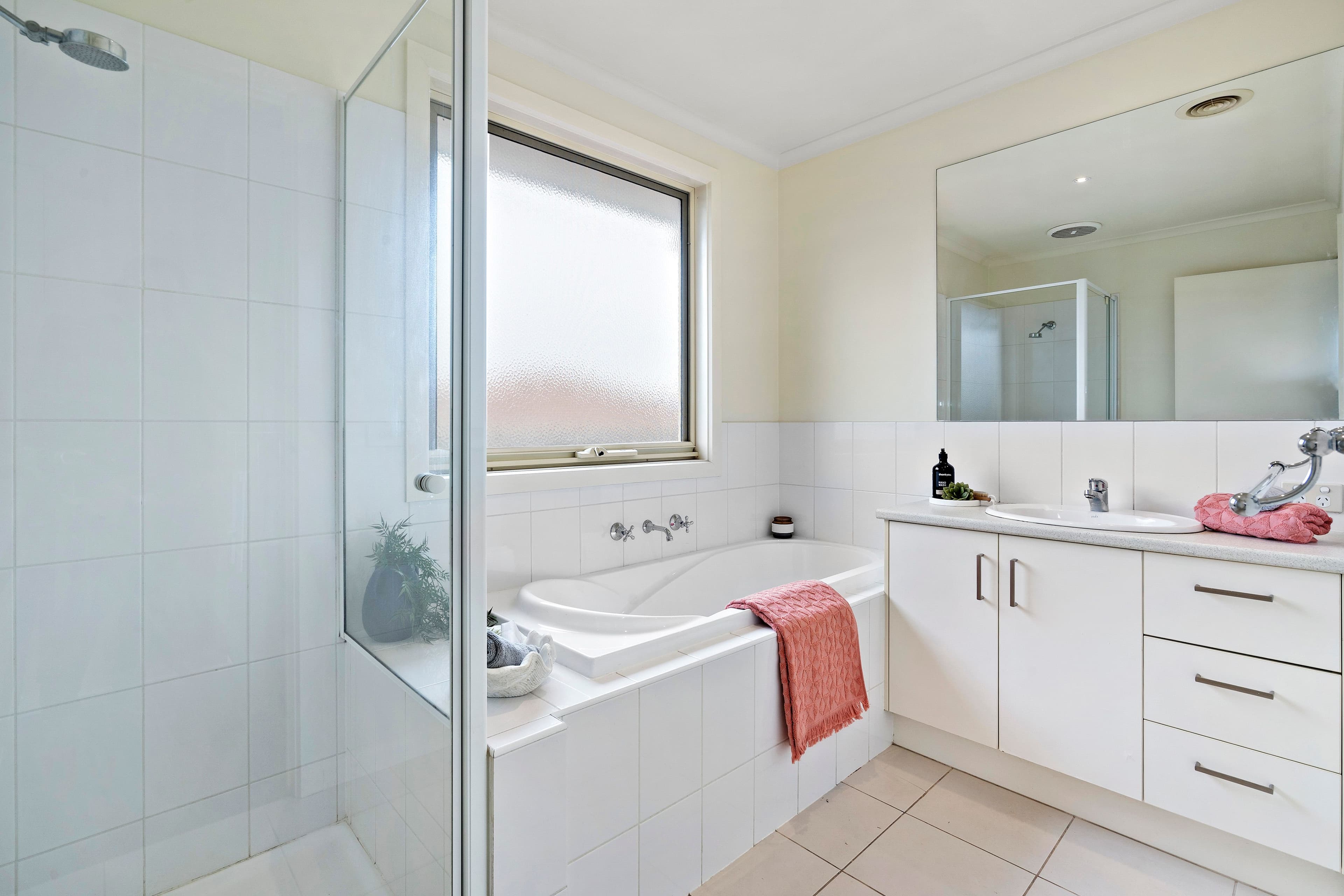 2a Highfield Road, Chadstone VIC 3148, Chadstone - Thumbnail 7