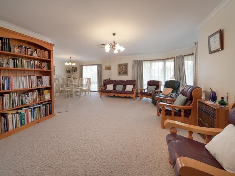 12 Wenke Street, WALLA WALLA NSW 2659, Walla Walla - Thumbnail 8