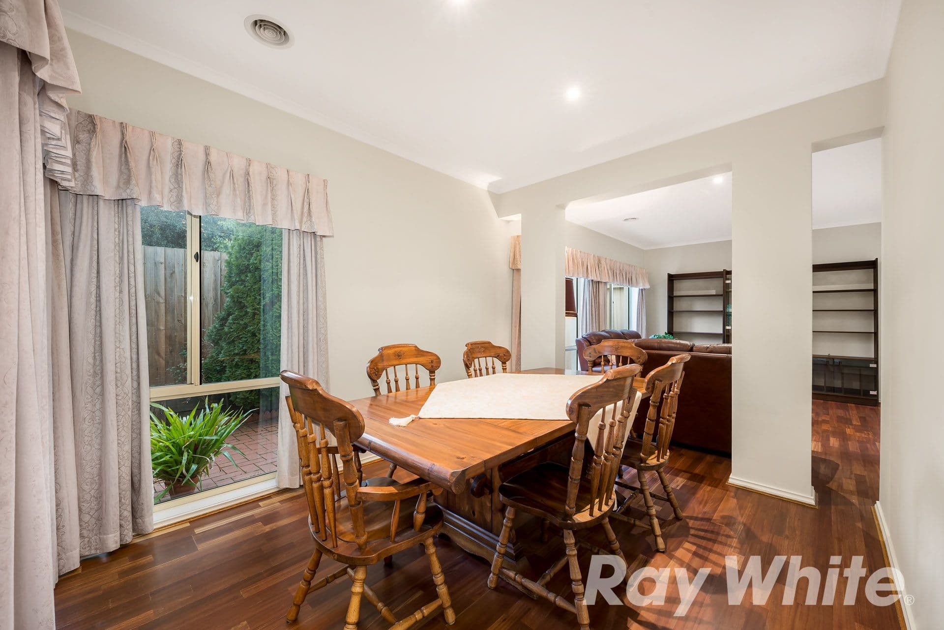 4 Tucker Way, Macleod VIC 3085, Macleod - Thumbnail 5