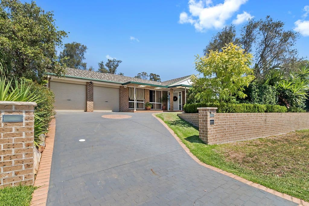 42 Doncaster Avenue, Casula - Thumbnail 2