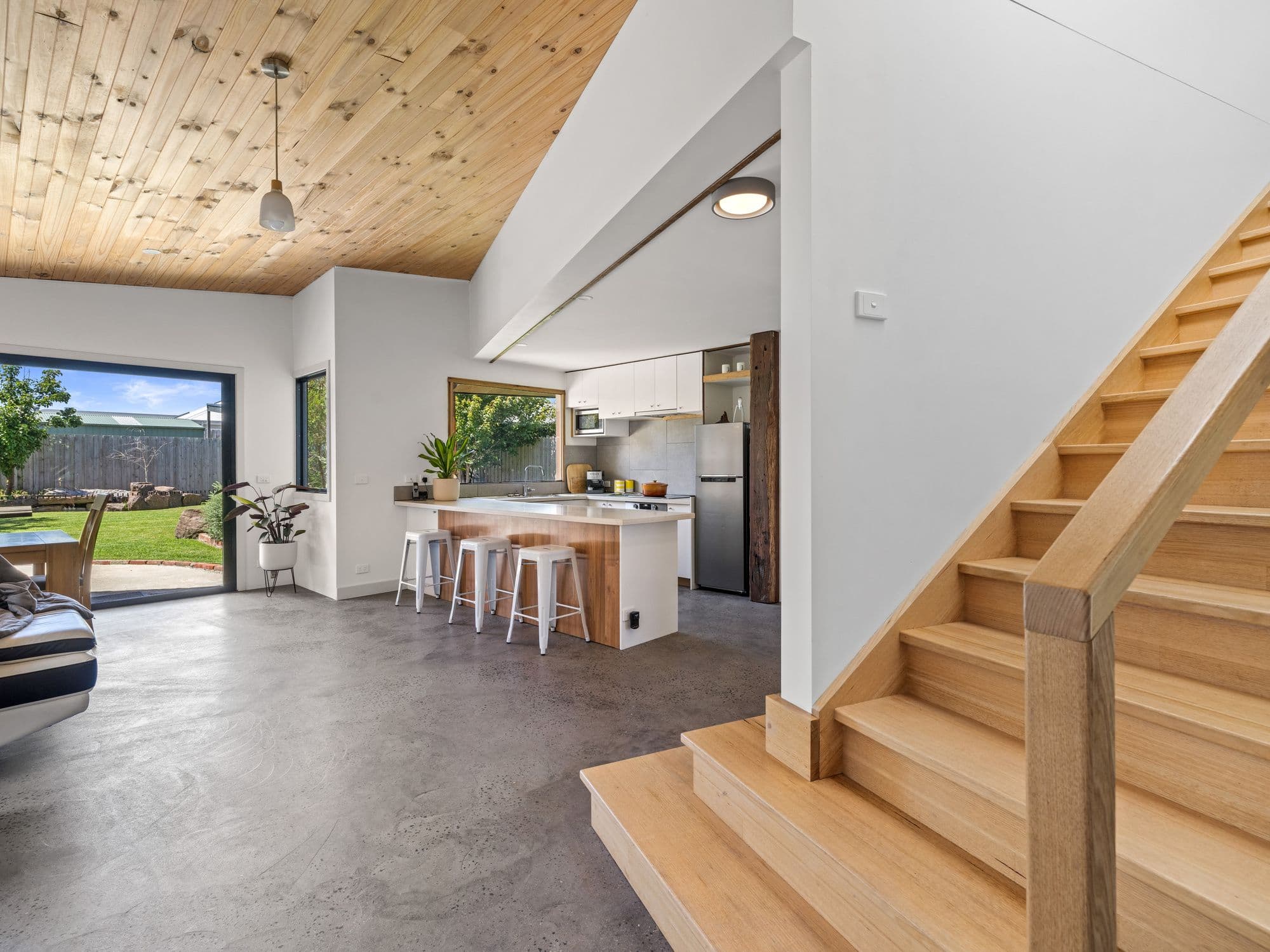 4 Barrier Avenue, Dalyston VIC 3992, Dalyston - Thumbnail 4