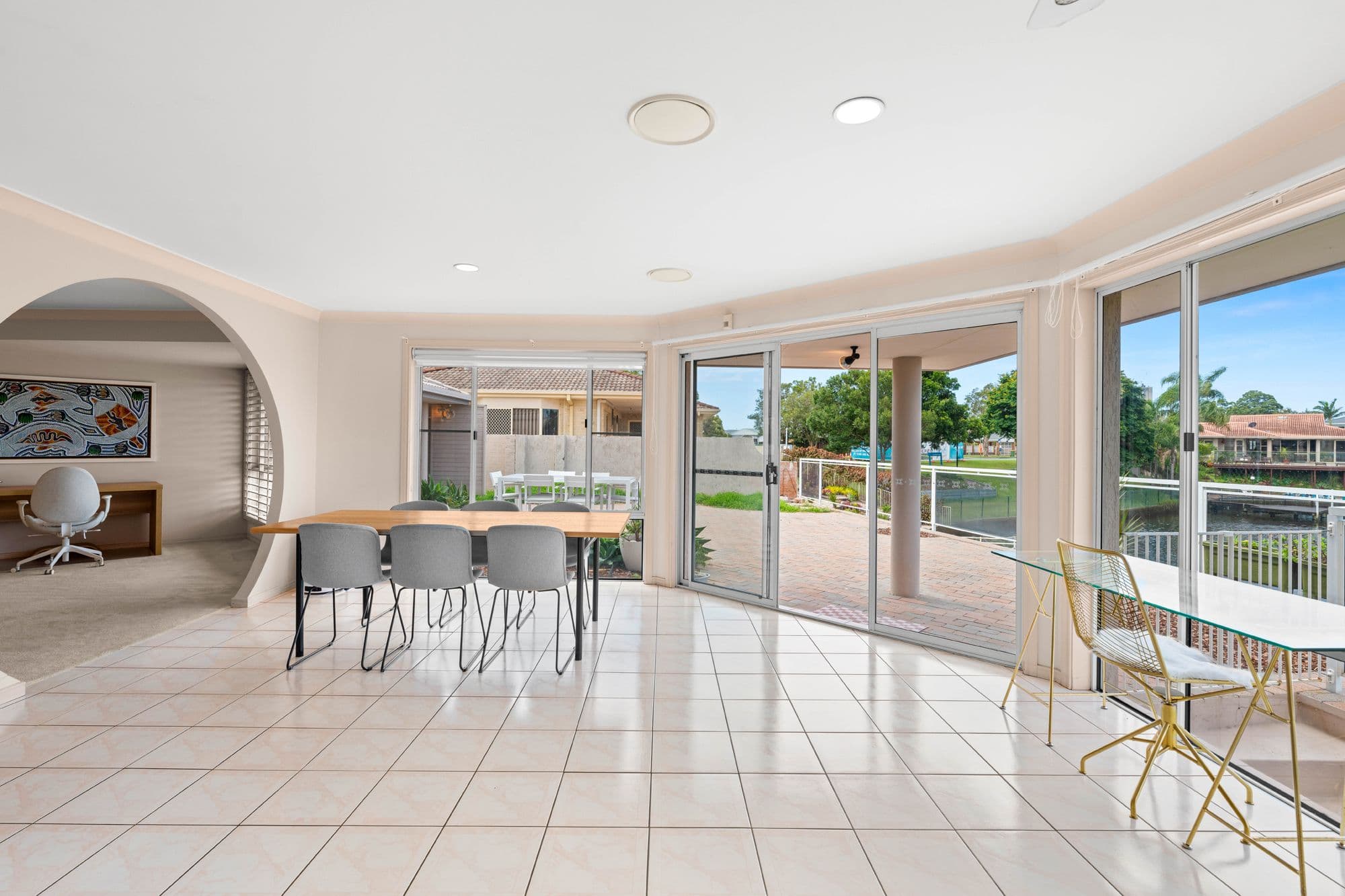 4 Catalina Court, Mermaid Waters QLD 4218, Mermaid Waters - Thumbnail 6