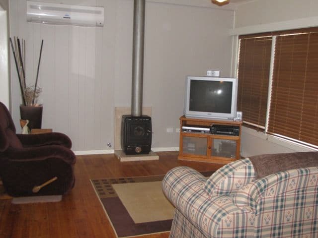 21 Farmer Street, BARMERA SA 5345, Barmera - Thumbnail 5