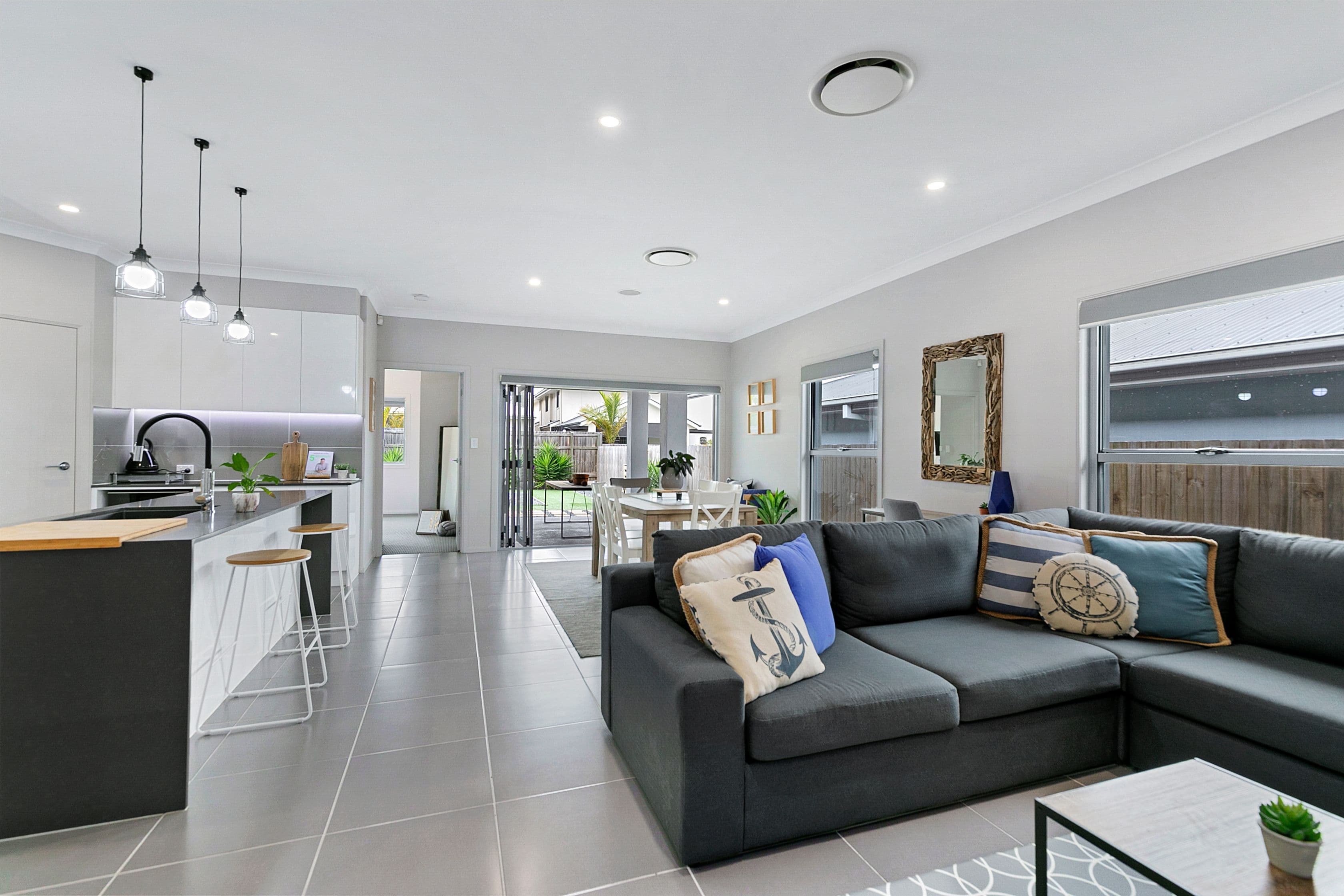 10 Rosemary Street, Thornlands QLD 4164, Thornlands - Thumbnail 2