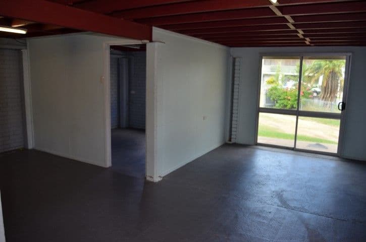 36 Pashley Street, Clinton QLD 4680, Clinton - Thumbnail 6
