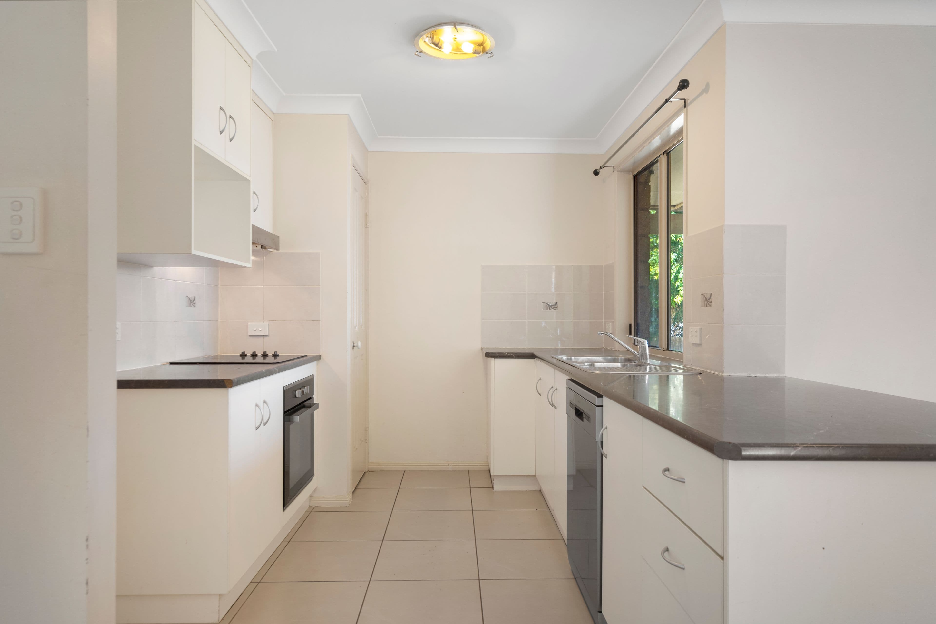22 Walter Court, Leichhardt QLD 4305, Leichhardt - Thumbnail 5