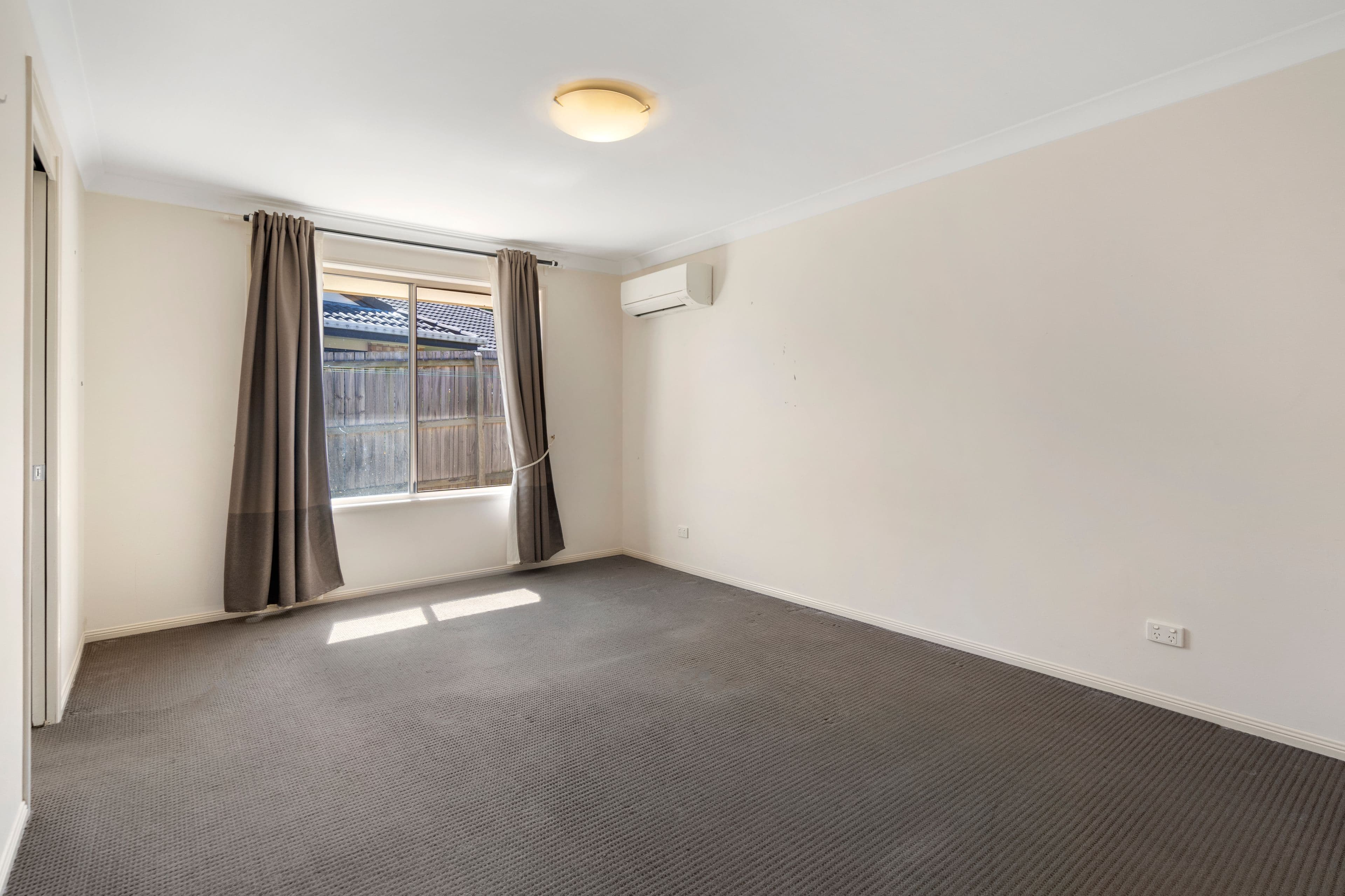 22 Walter Court, Leichhardt QLD 4305, Leichhardt - Thumbnail 7