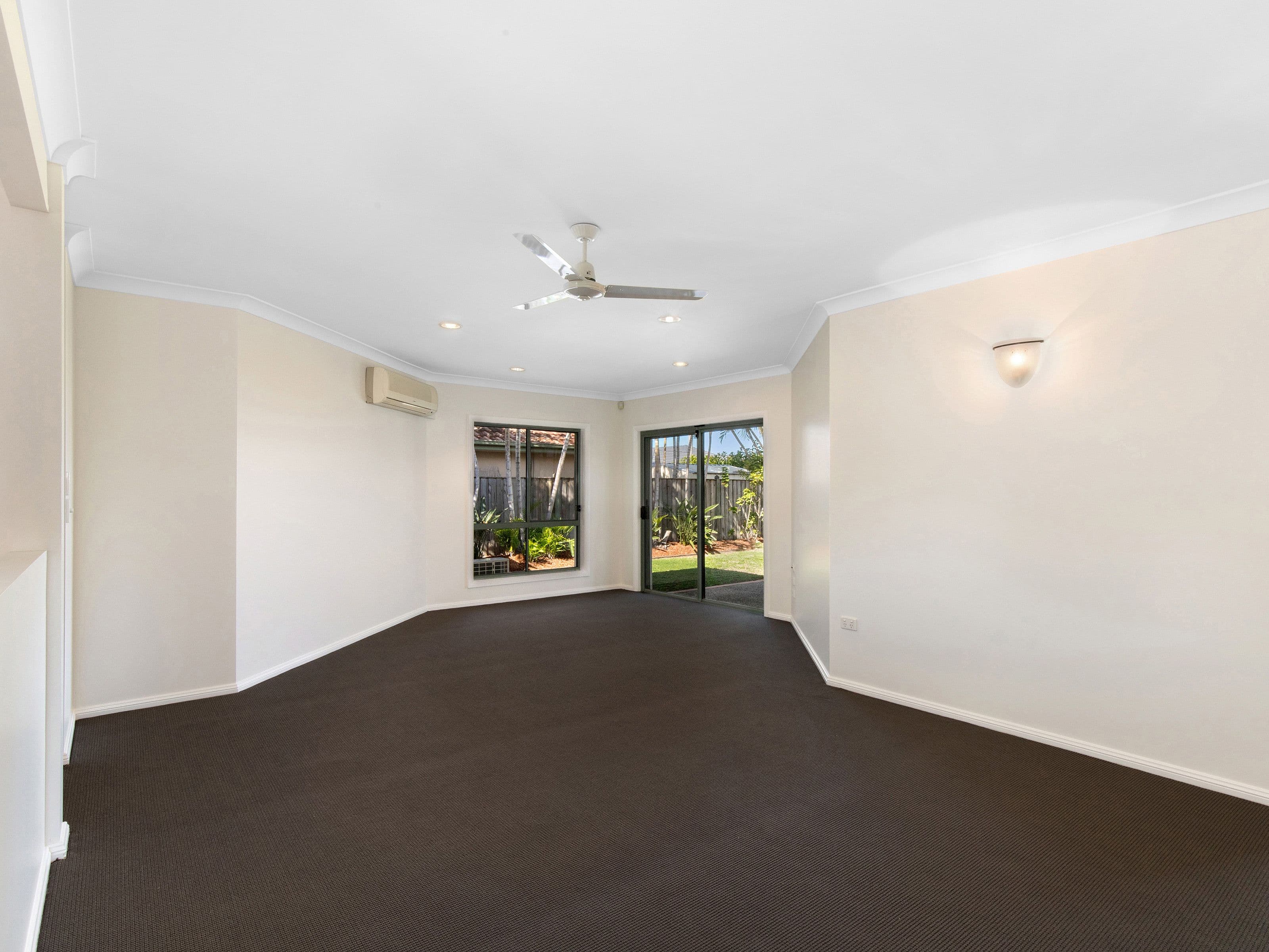 8 Shinnecock Close, Hope Island QLD 4212, Hope Island - Thumbnail 5