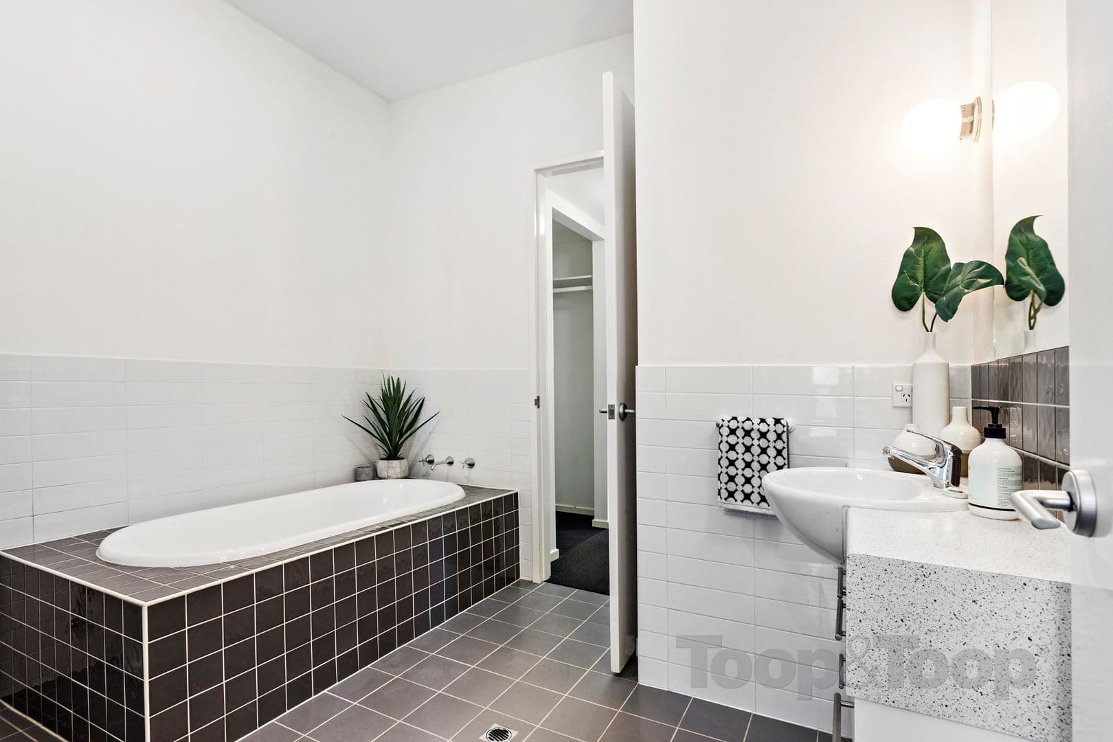 27 Leopold Avenue, Northgate SA 5085, Northgate - Thumbnail 7