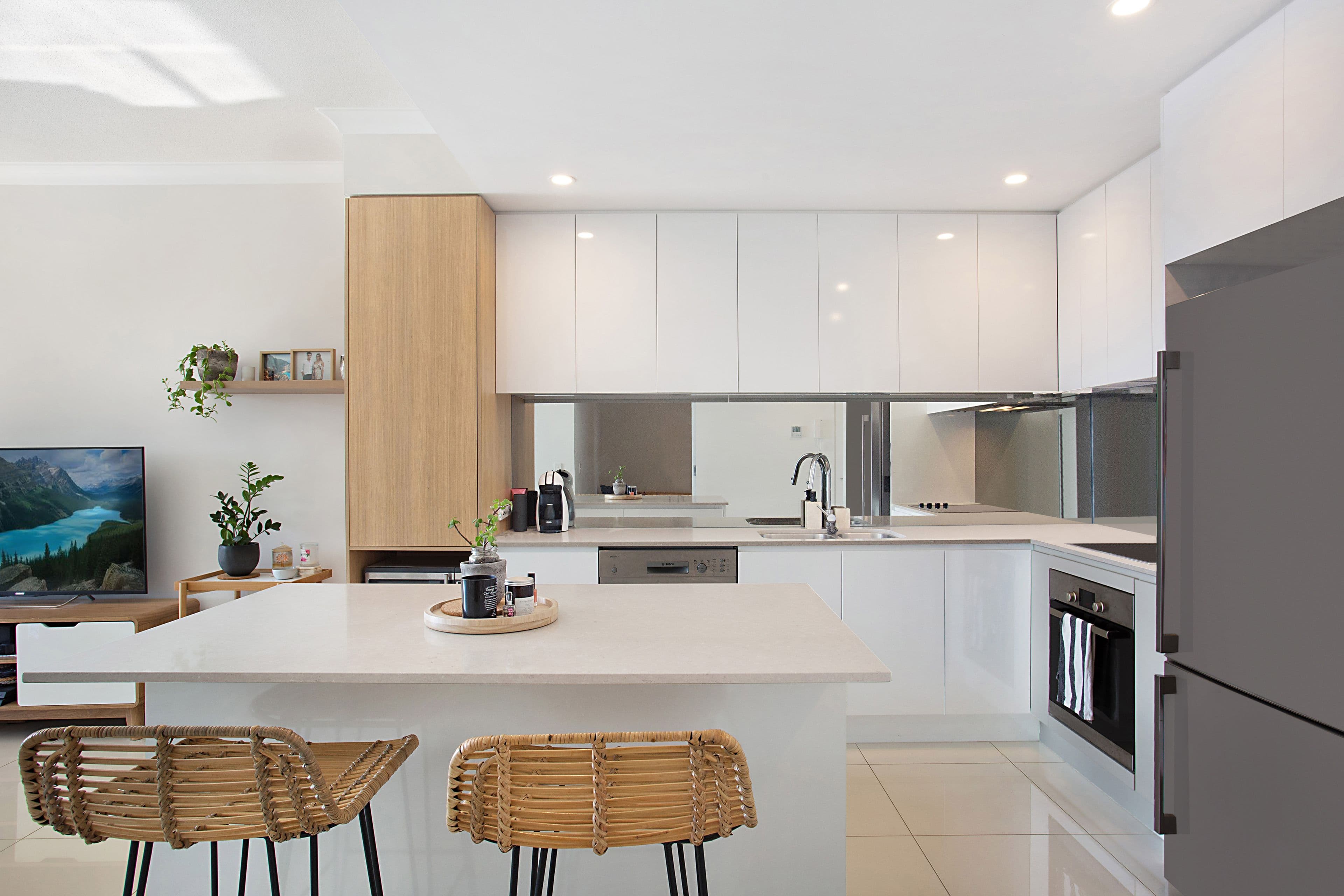 9 Markeri Street, Mermaid Beach QLD 4218, Mermaid Beach - Thumbnail 2