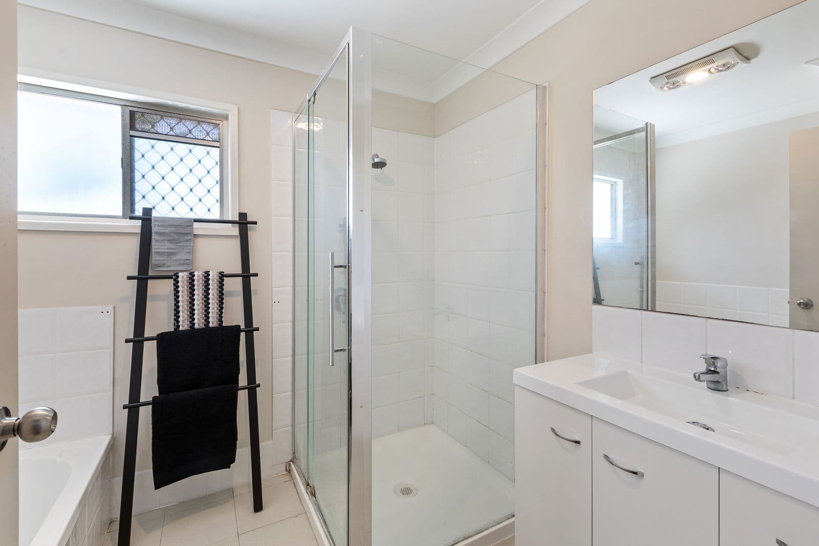 11 Katrina Avenue, Rochedale South QLD 4123, Rochedale South - Thumbnail 6