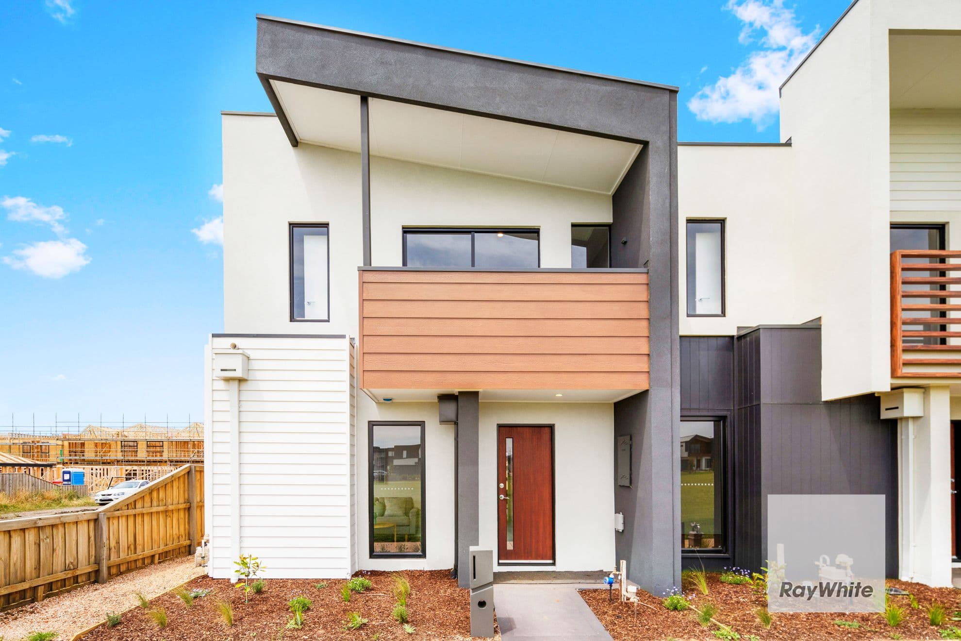 20 Lombardy Walk, DEANSIDE VIC 3336, Deanside - Image 1