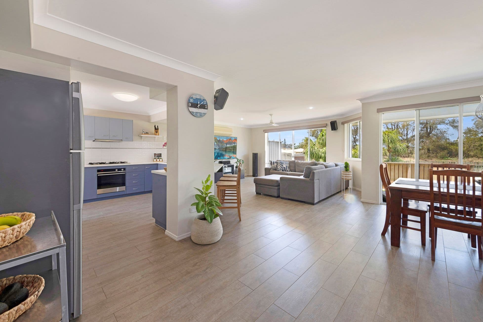 8 Robert John Circuit, Coral Cove QLD 4670, Coral Cove - Thumbnail 8