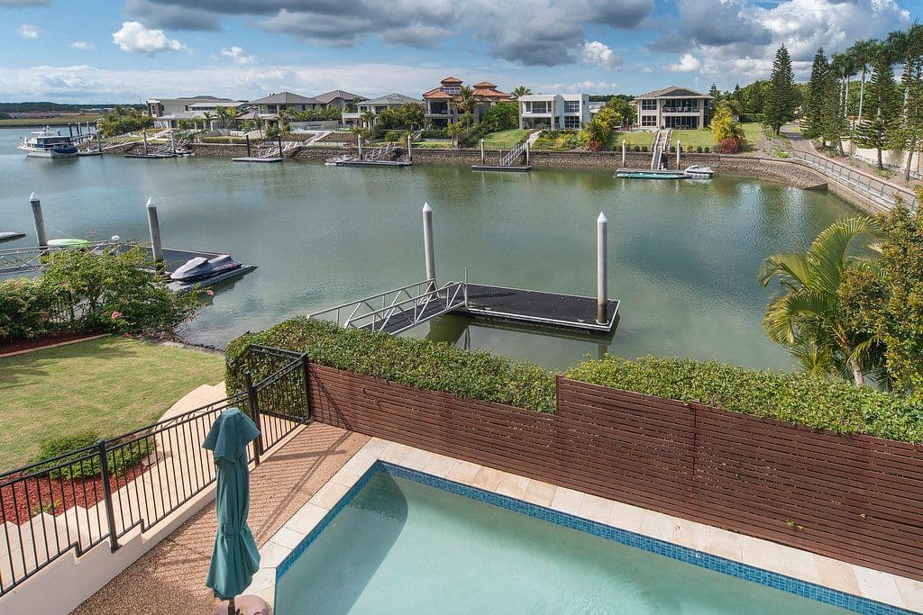 2639 Yanderra Close, Hope Island QLD 4212, Hope Island - Thumbnail 2
