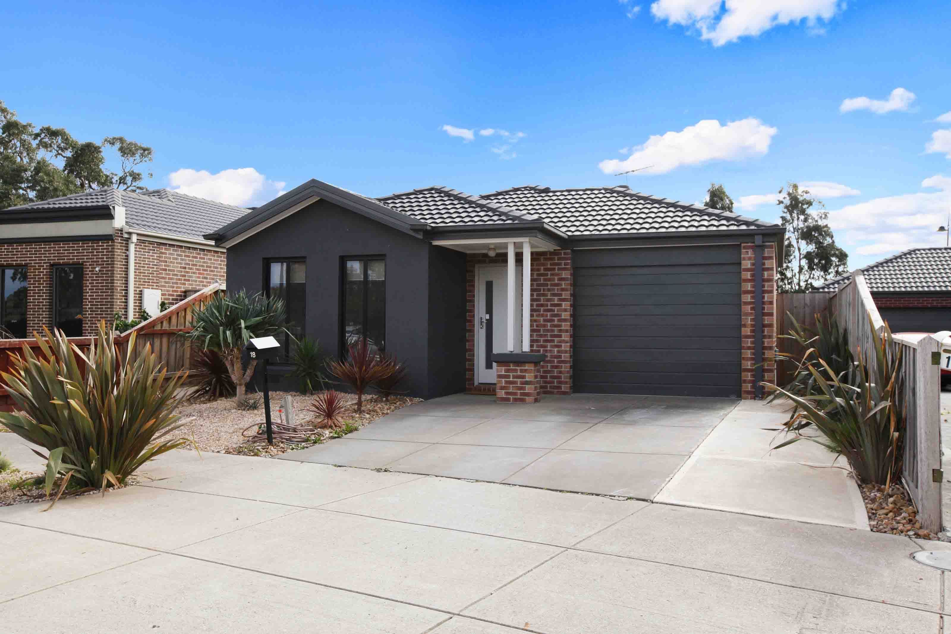 18 Arum Walk, Mernda VIC 3754, Mernda - Image 1