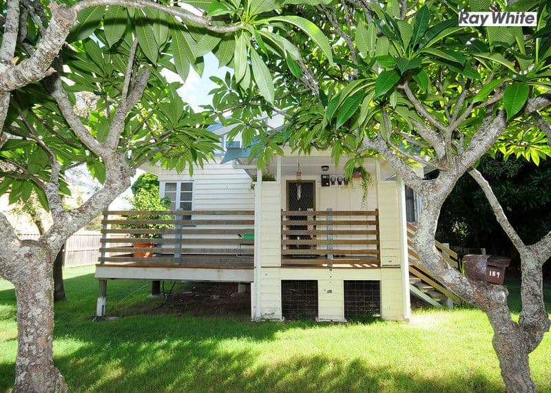 189 Cypress Street, URANGAN QLD 4655, Urangan - Thumbnail 4