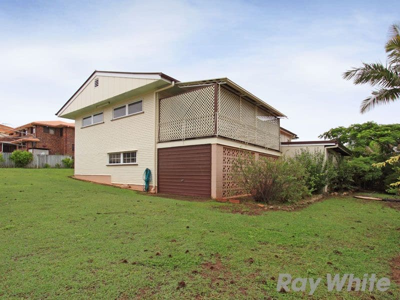 28 Denver Road, CARSELDINE QLD 4034, Carseldine - Thumbnail 2