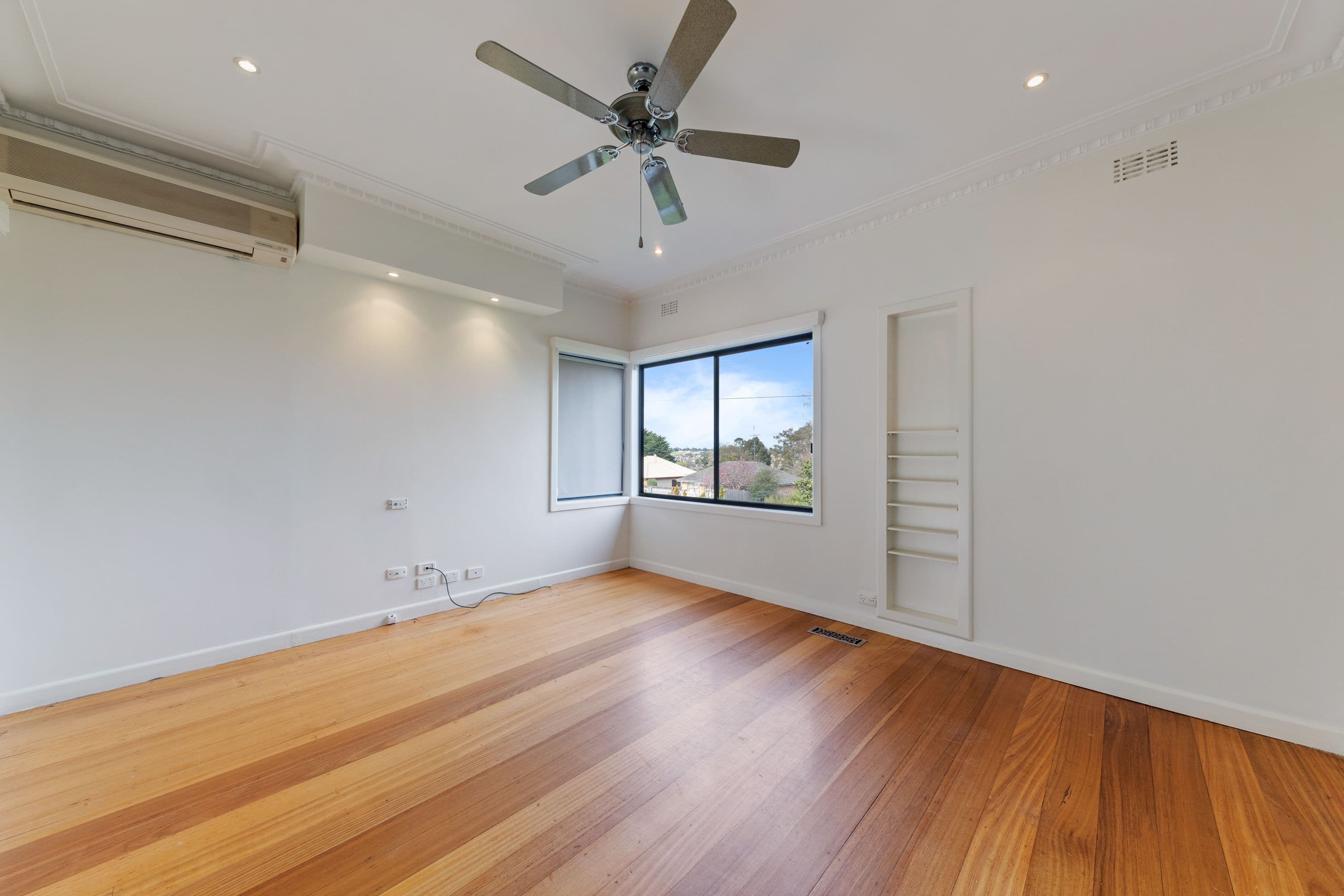 11 Longwarry Road, Drouin VIC 3818, Drouin - Thumbnail 5