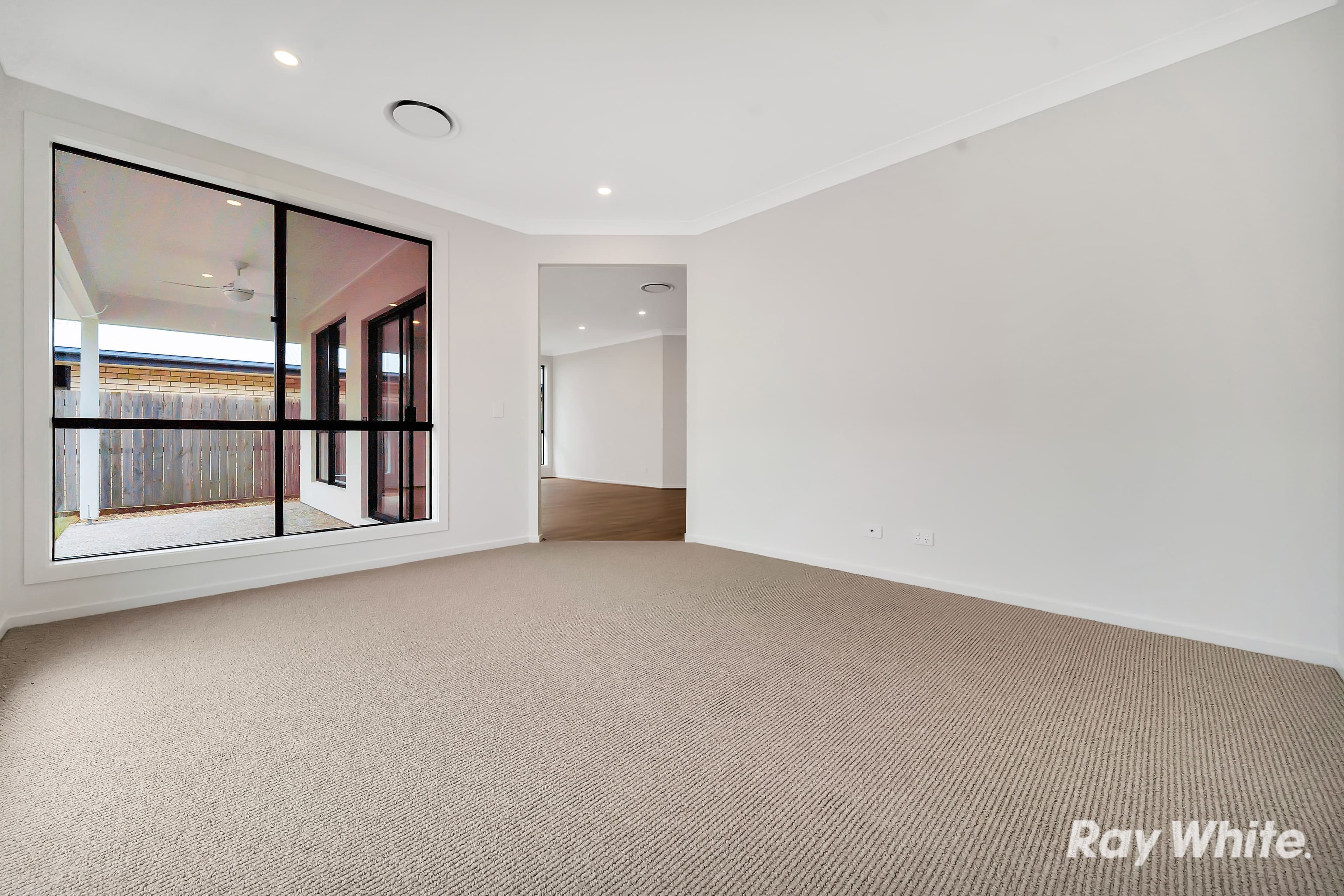 6 Parkland Avenue, Arundel QLD 4214, Arundel - Thumbnail 5