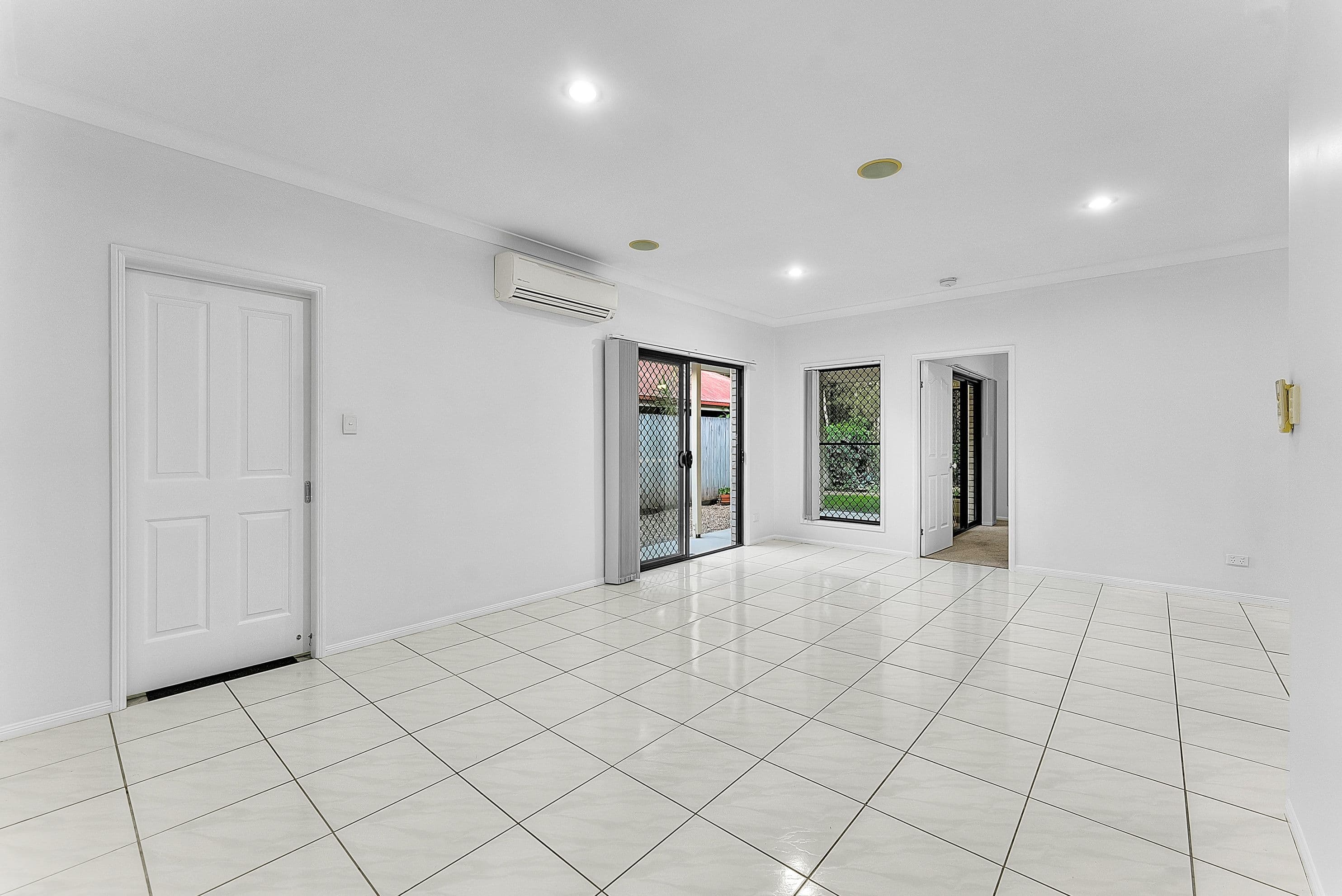 6 Glorious Court, North Lakes QLD 4509, North Lakes - Thumbnail 5