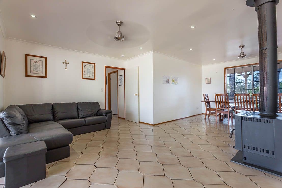 11 Calim Street, Cotswold Hills QLD 4350, Cotswold Hills - Thumbnail 7